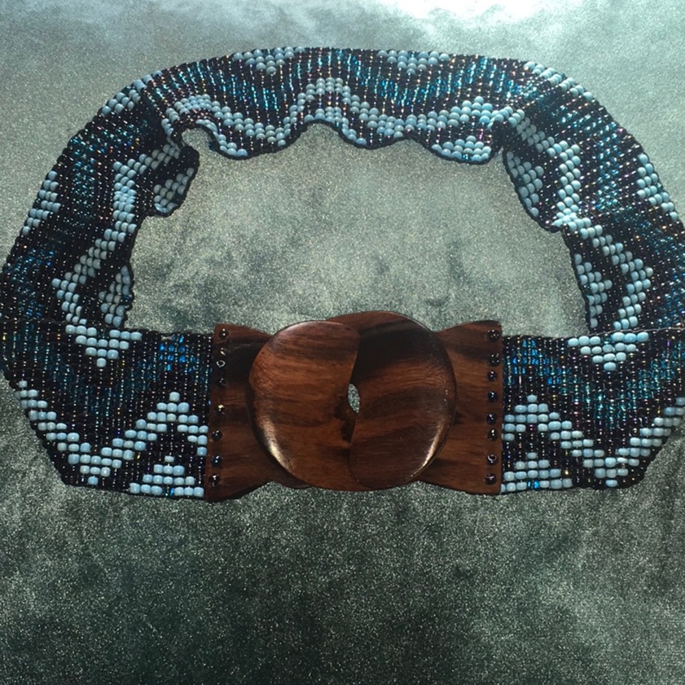 🔥FREE W/ $20 Vintage Bead Boho Wood Clasp Belt!